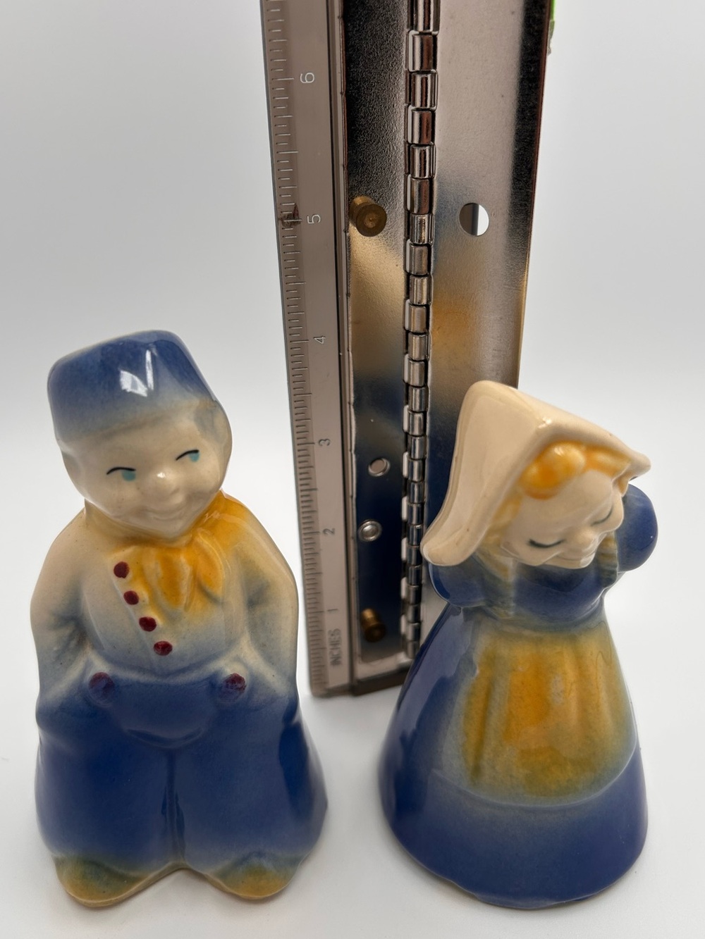 Charming Vintage Dutch Boy &
Girl Blue Ceramic Salt & Pepper Shakers - Cottageco - Picture 9 of 9